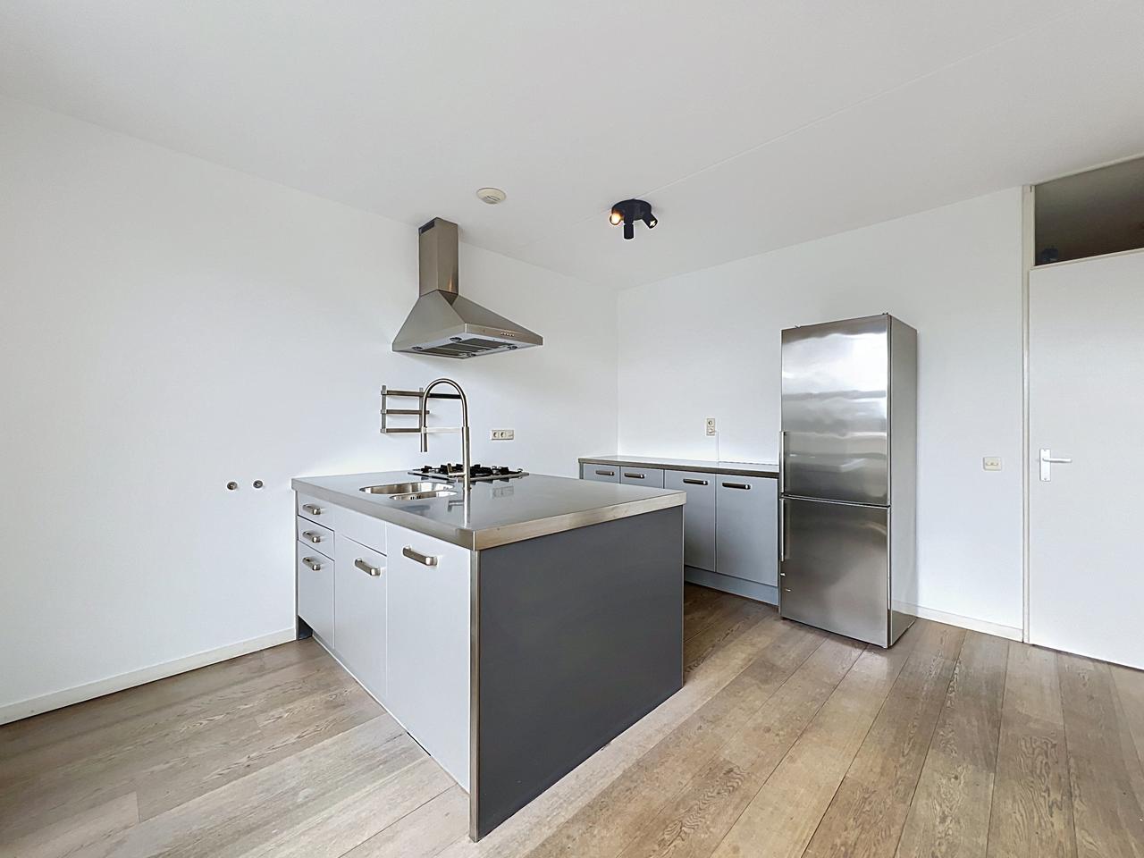 85 m2 met groot balkon in Amsterdam-Zuid - Afbeelding 5