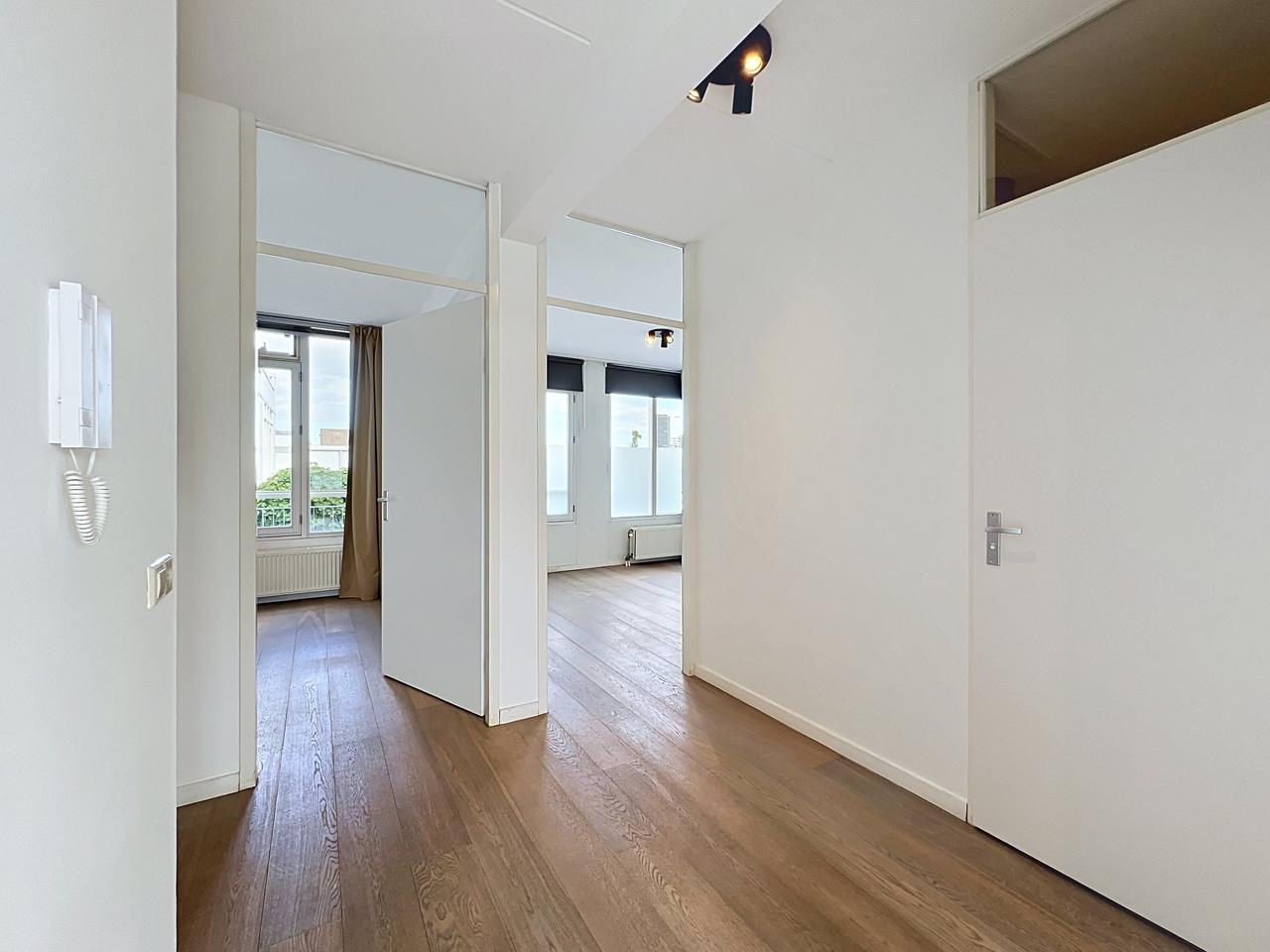 85 m2 met groot balkon in Amsterdam-Zuid - Afbeelding 10