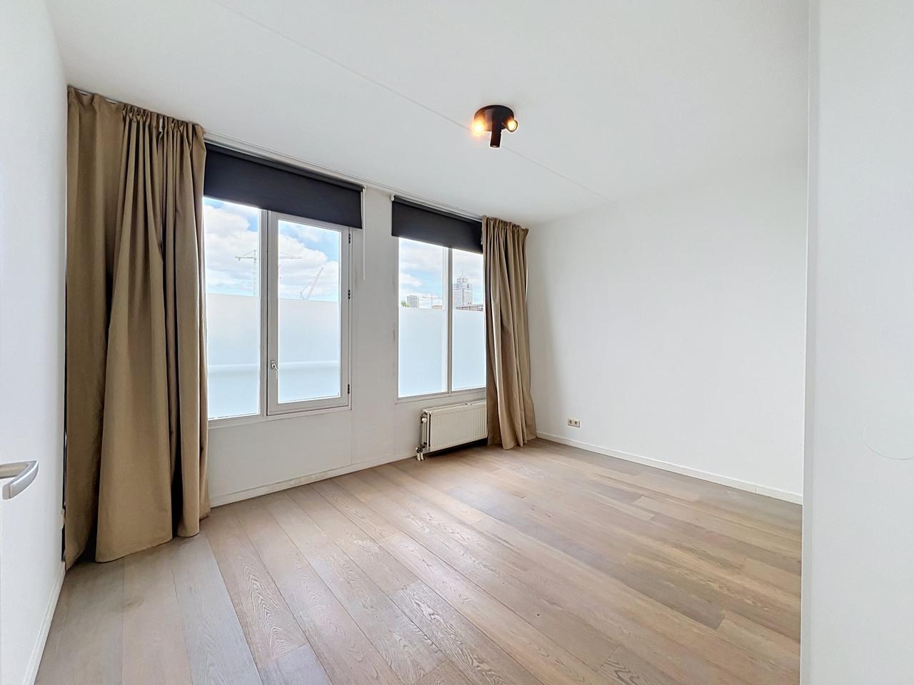 85 m2 met groot balkon in Amsterdam-Zuid - Afbeelding 12
