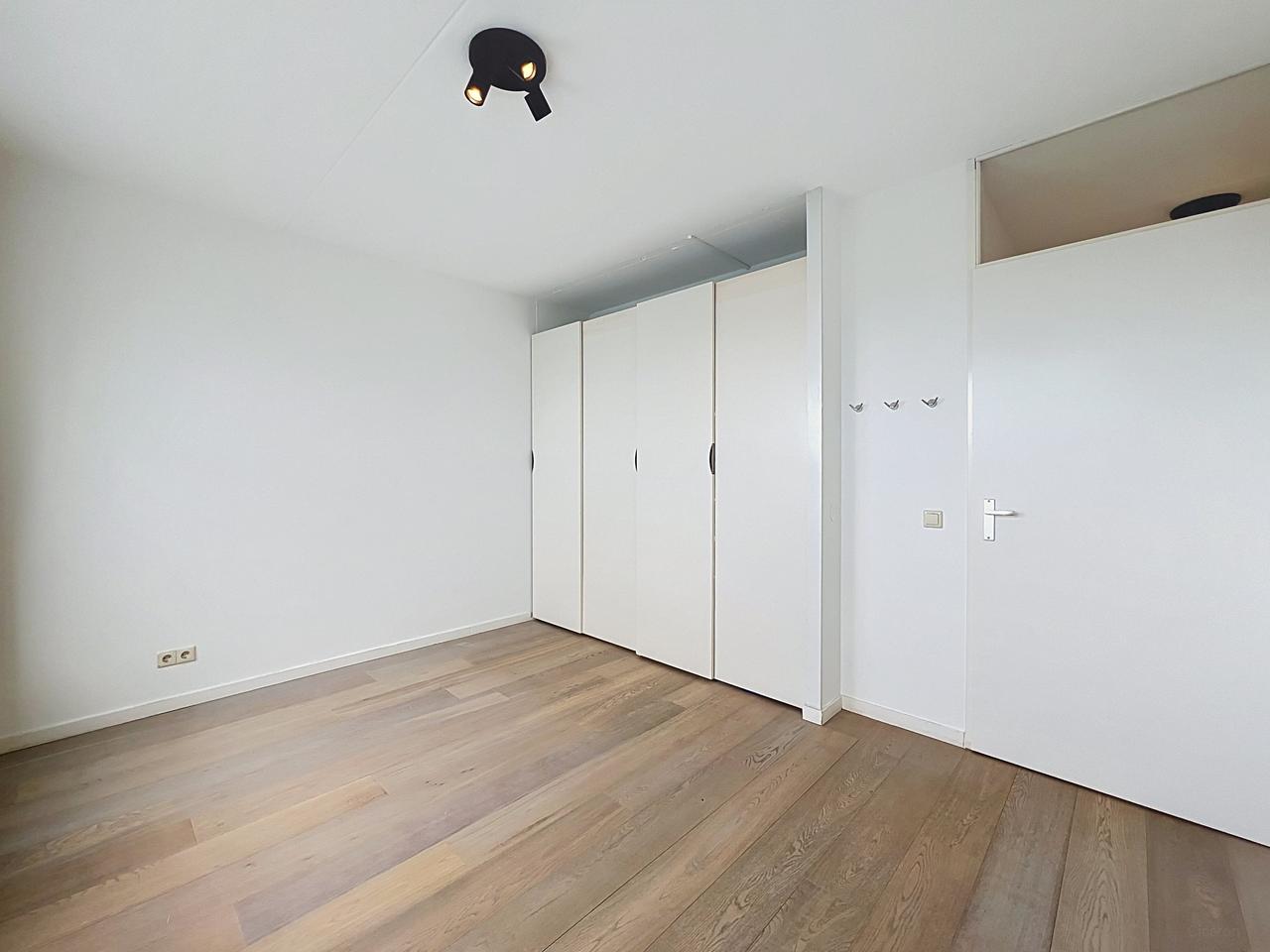 85 m2 met groot balkon in Amsterdam-Zuid - Afbeelding 13