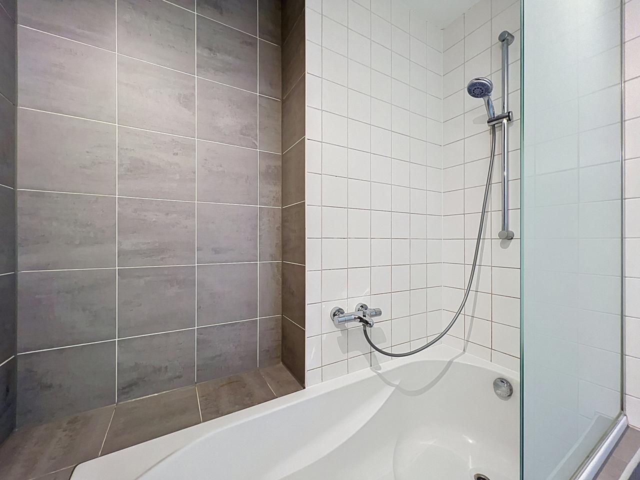 85 m2 met groot balkon in Amsterdam-Zuid - Afbeelding 17
