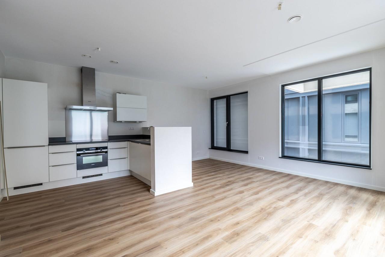 Wonen aan het IJ met balkon en 2 slaapkamers - Afbeelding 4