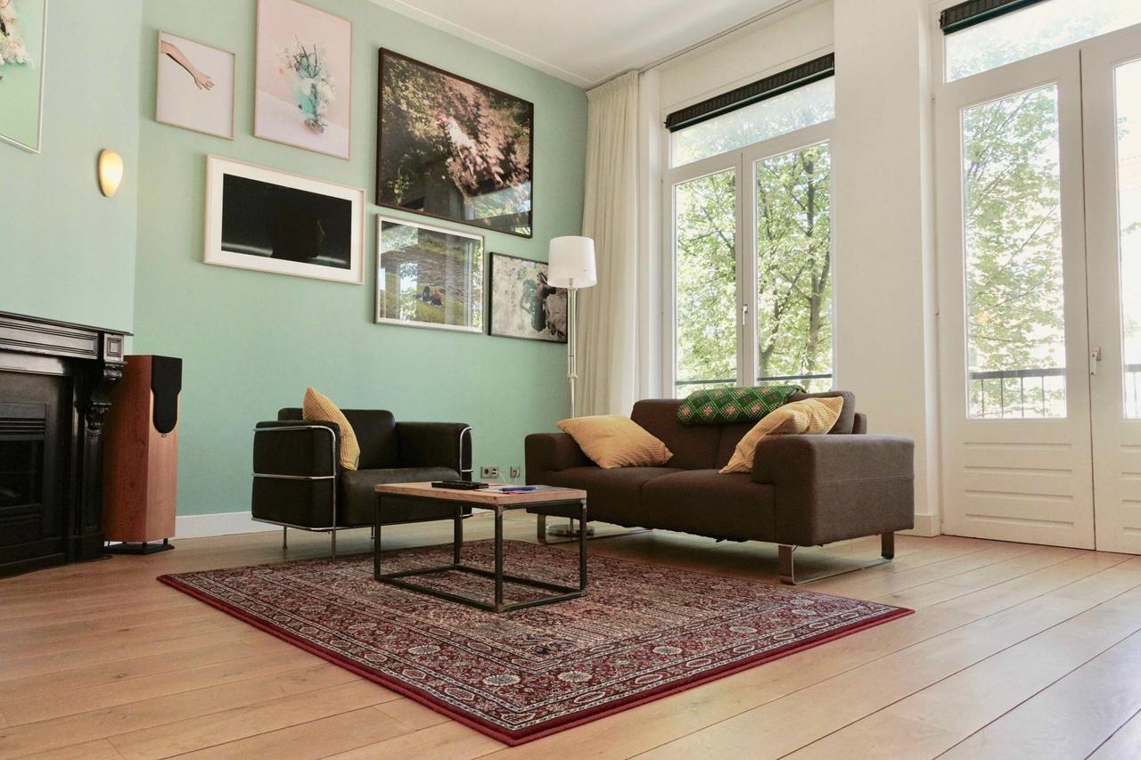 Gemeubileerd 3-kamerappartement met balkon - Afbeelding 2