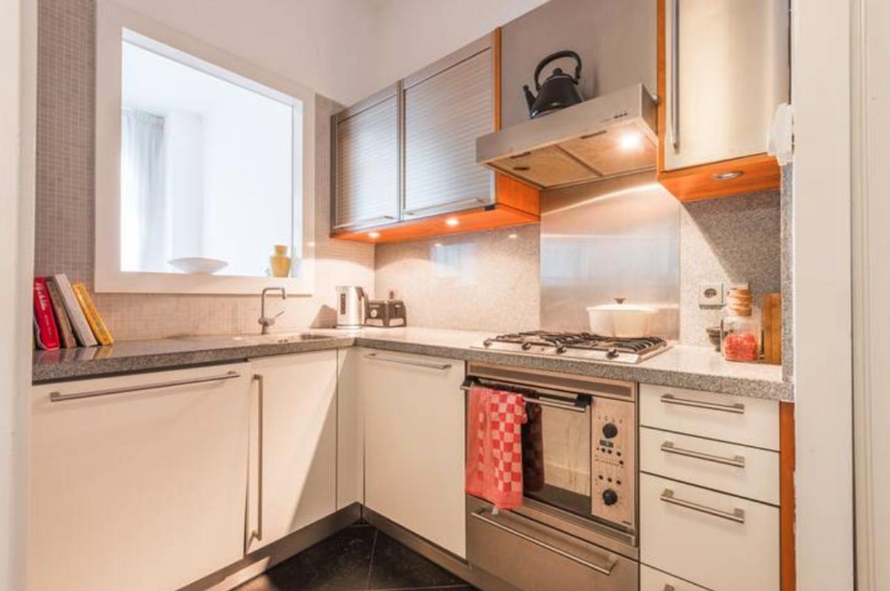 Gemeubileerd 3-kamerappartement met balkon - Afbeelding 9