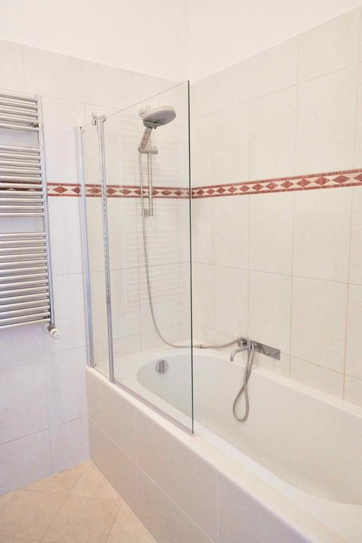 Gemeubileerd 3-kamerappartement met balkon - Afbeelding 12