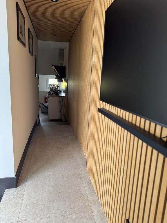 Bovenste etage met terras aan Europaplein - Afbeelding 14
