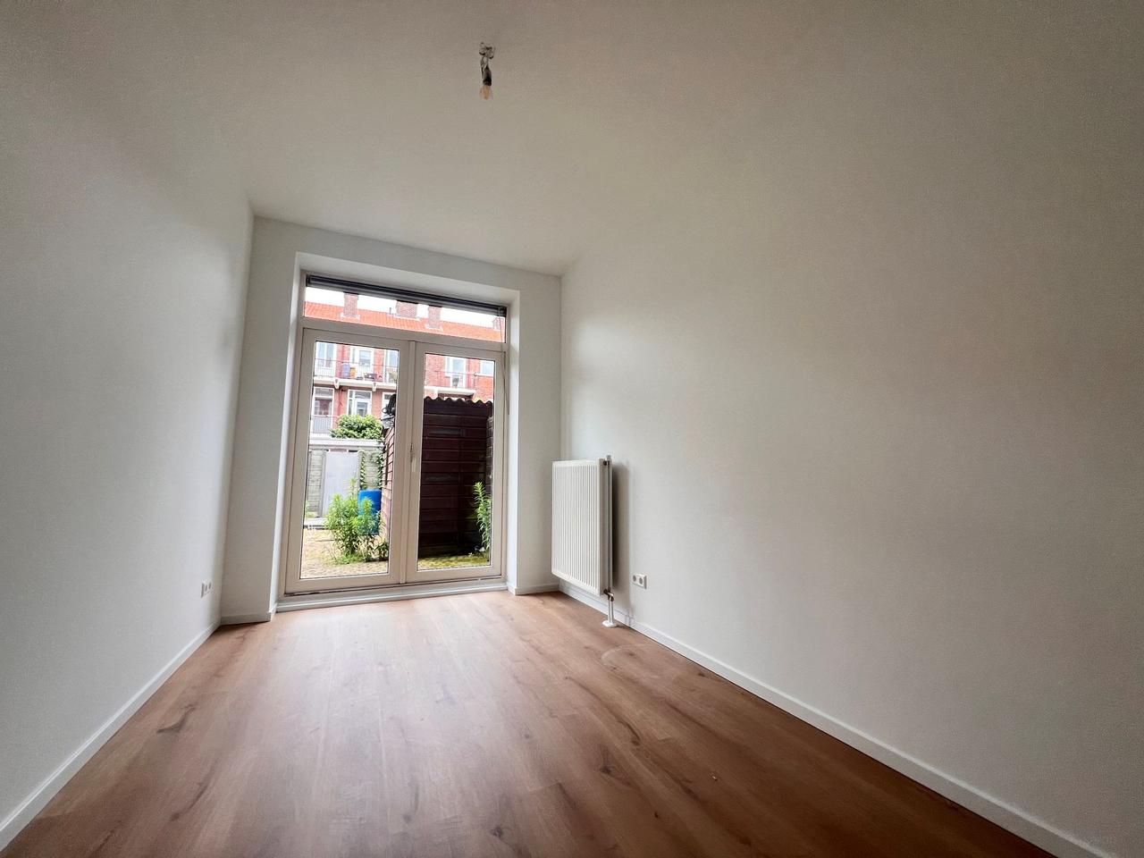Parterre appartement met tuin en 2 slaapkamers - Afbeelding 15