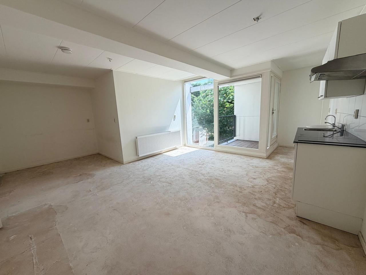 27 m² room with private kitchen - Image 4