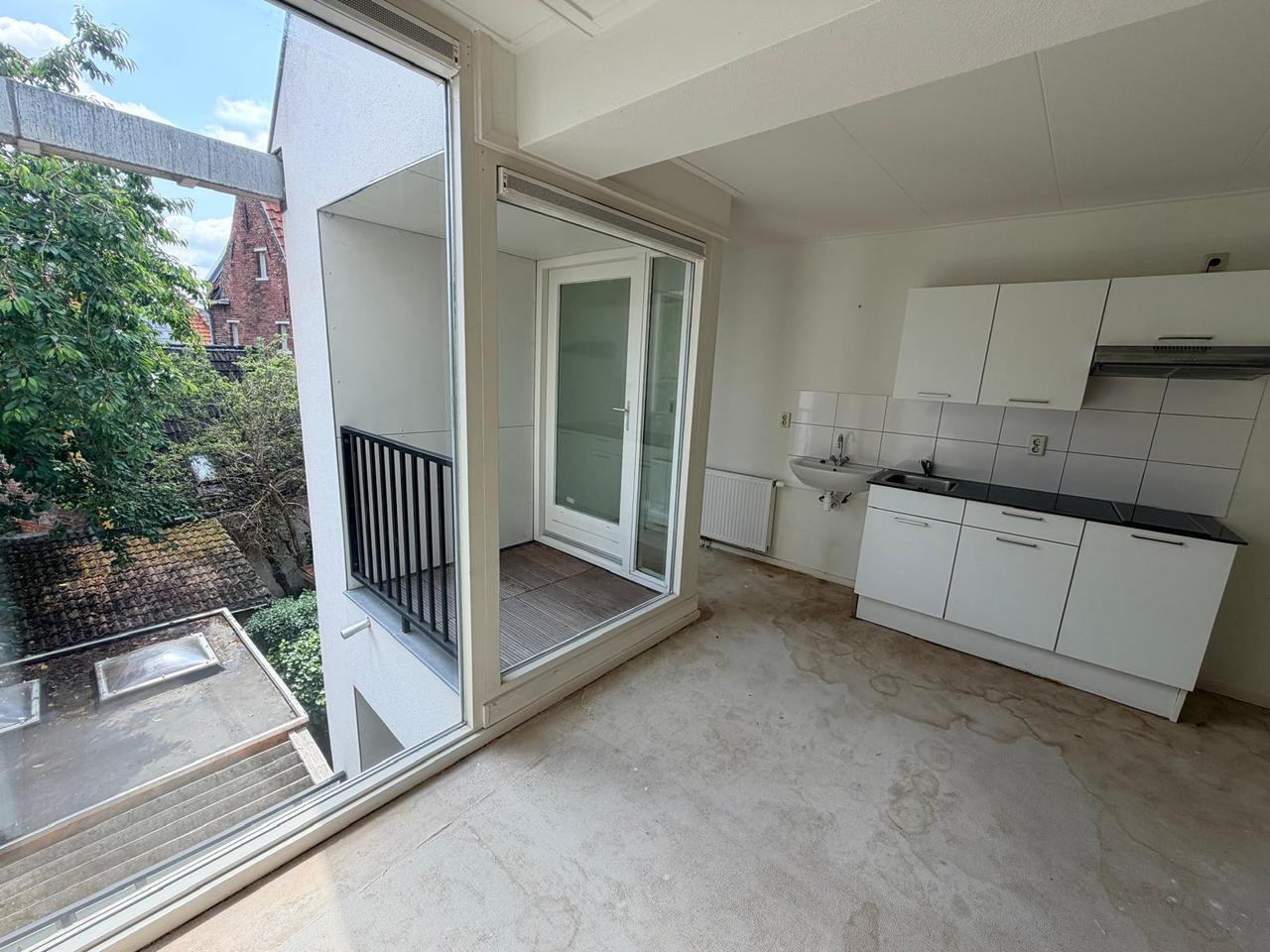 27 m² room with private kitchen - Image 6