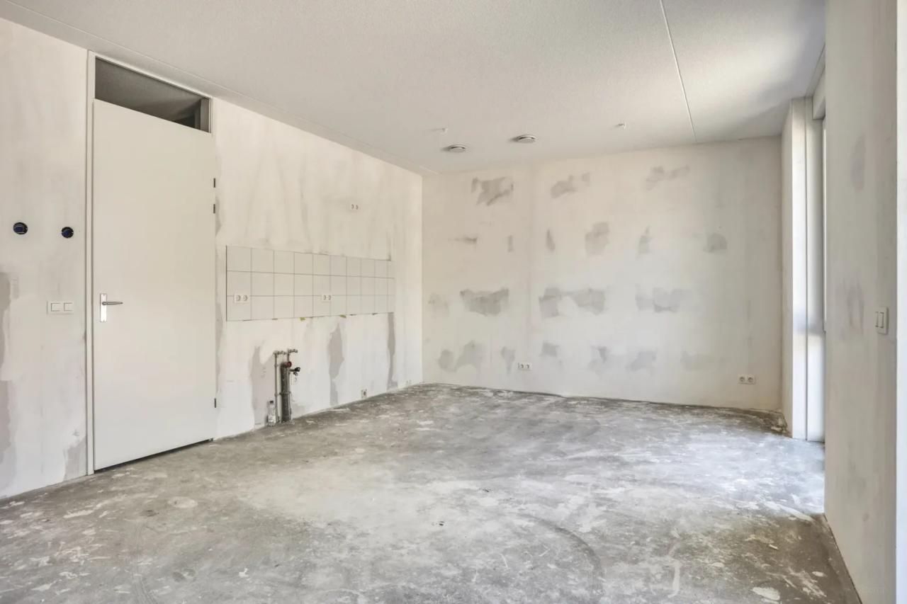 2-bedroom apartment with balcony in Zevenaar - Image 6