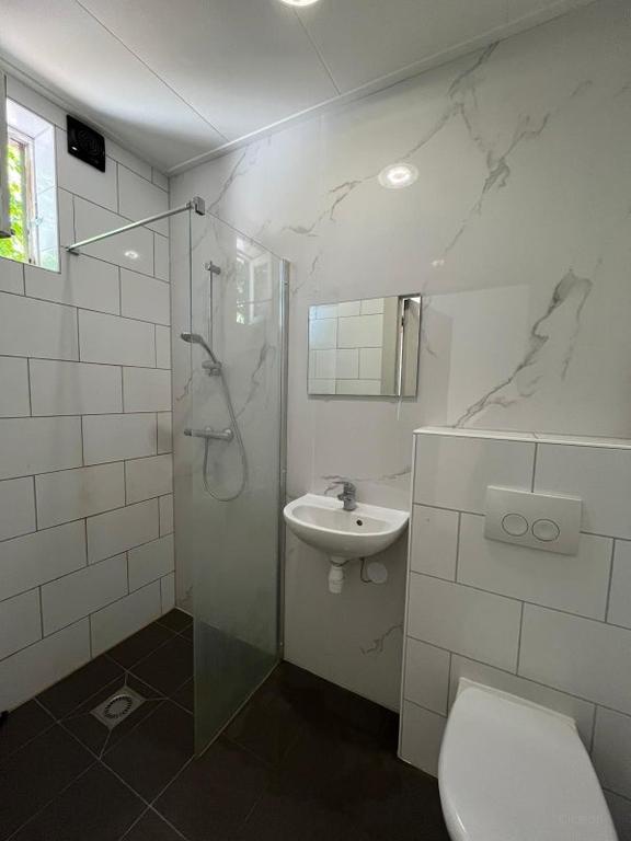 Kamer met balkon aan Berg en Bos - Afbeelding 10