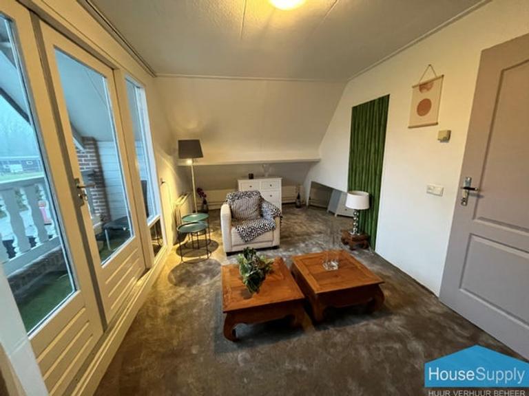 Gemeubileerde bovenwoning met balkon - Afbeelding 2