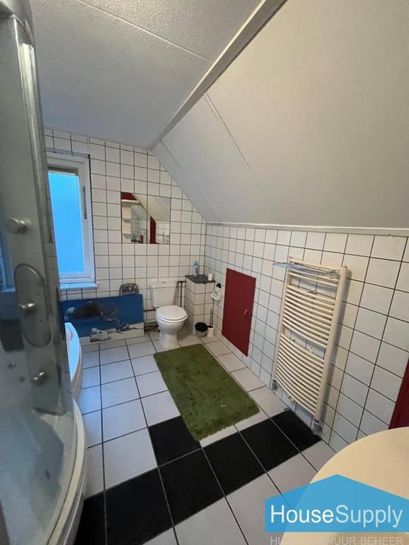 Gemeubileerde bovenwoning met balkon - Afbeelding 10