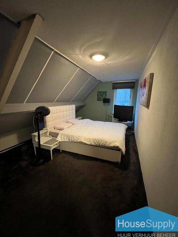 Gemeubileerde bovenwoning met balkon - Afbeelding 13