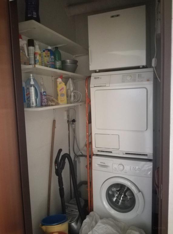2-room apartment with balcony and garage - Image 10