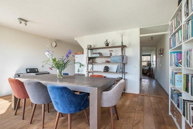 110 m² Maisonette with Terrace and Parking - Image 10