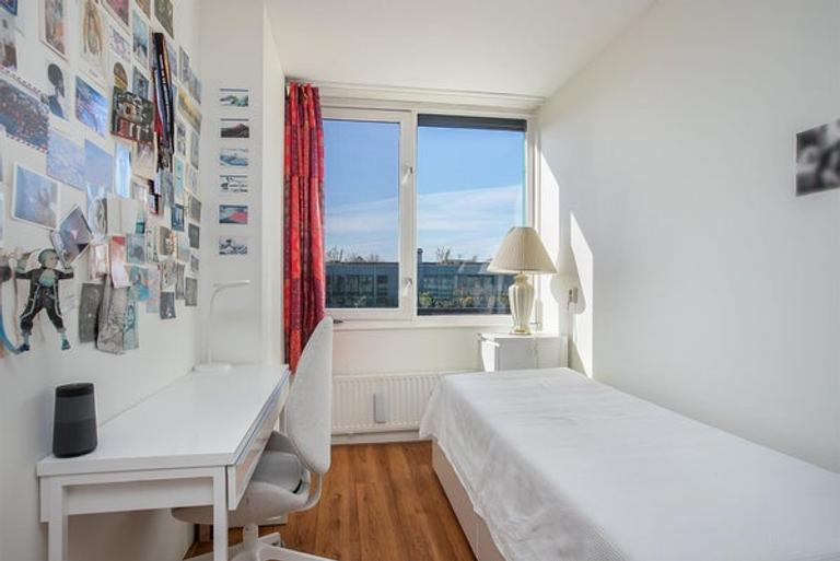 110 m² Maisonette with Terrace and Parking - Image 20