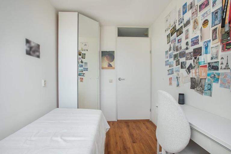 110 m² Maisonette with Terrace and Parking - Image 21