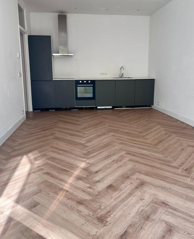 3-bedroom apartment with balcony in Spangen - Image 4