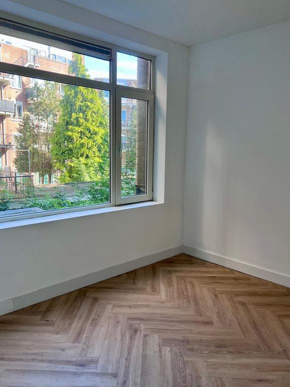 3-bedroom apartment with balcony in Spangen - Image 6