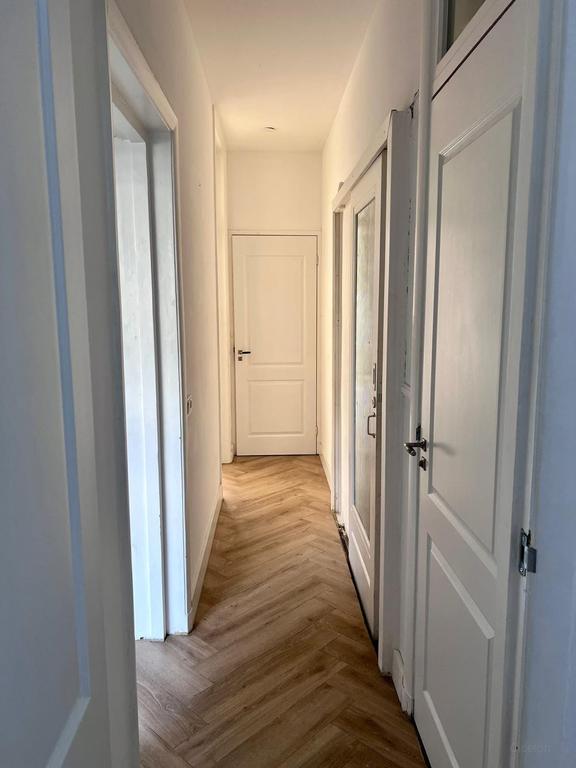 3-bedroom apartment with balcony in Spangen - Image 9
