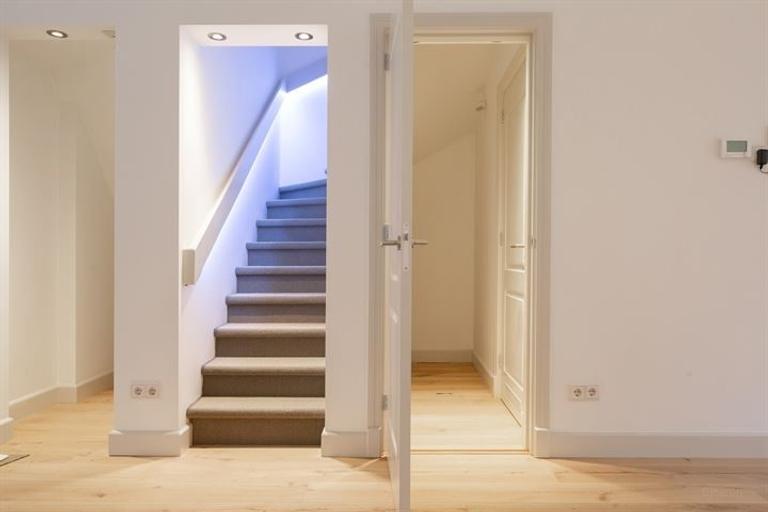 Parterrewoning van 169 m² met tuin en lift - Afbeelding 16