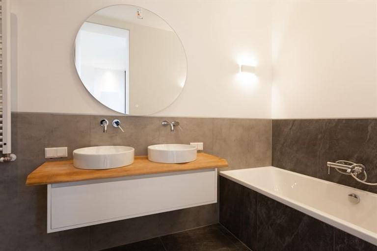 Parterrewoning van 169 m² met tuin en lift - Afbeelding 42