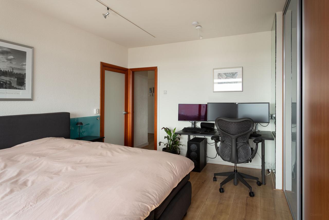 Hoekappartement op 10e verdieping met vrij uitzicht - Afbeelding 14