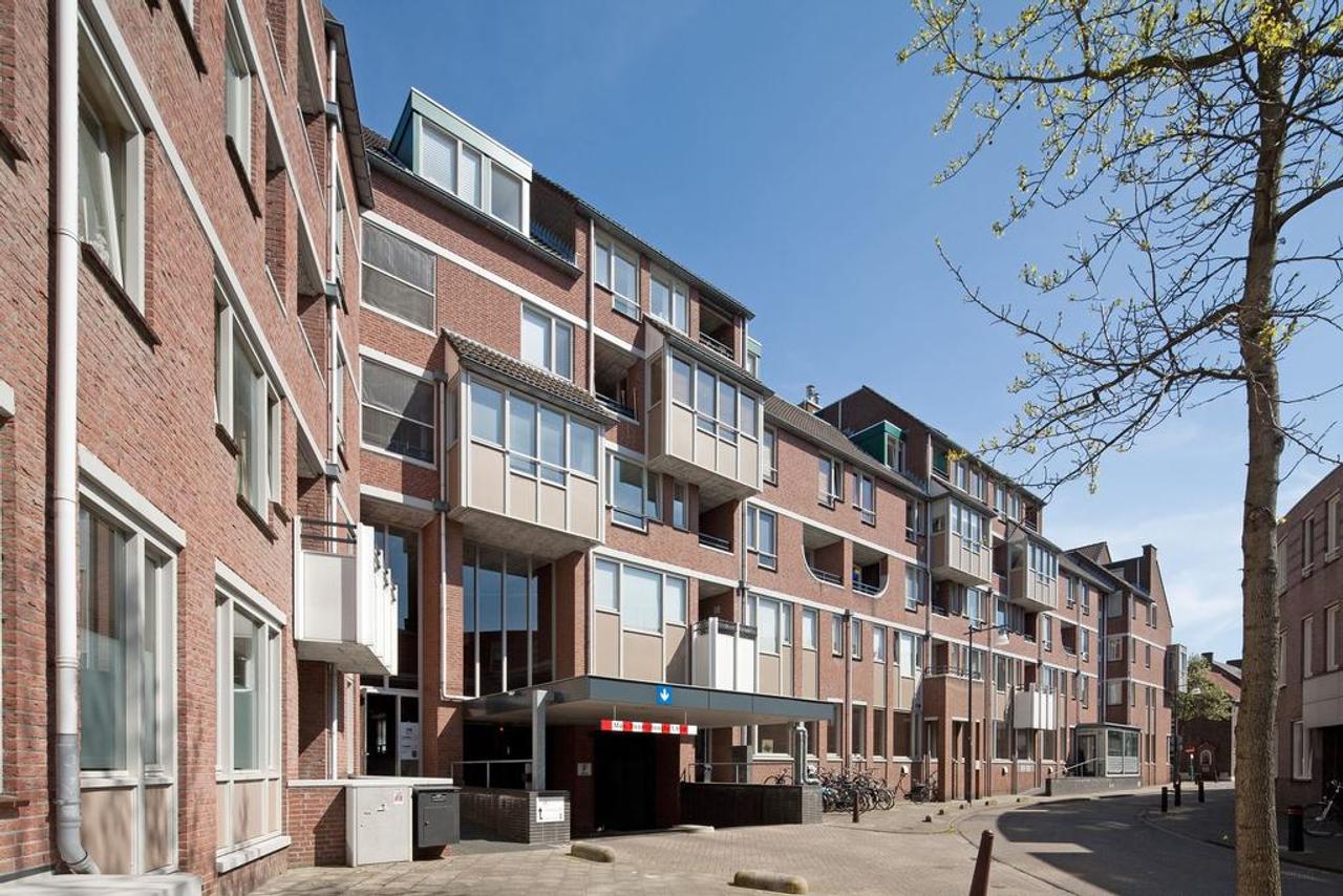 Maisonnette met dakterras in de binnenstad - Afbeelding 1