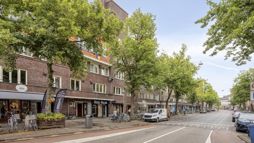 Appartement met twee balkons in de Rivierenbuurt - Afbeelding 1