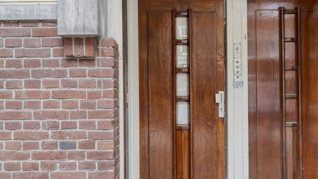 Appartement met twee balkons in de Rivierenbuurt - Afbeelding 2