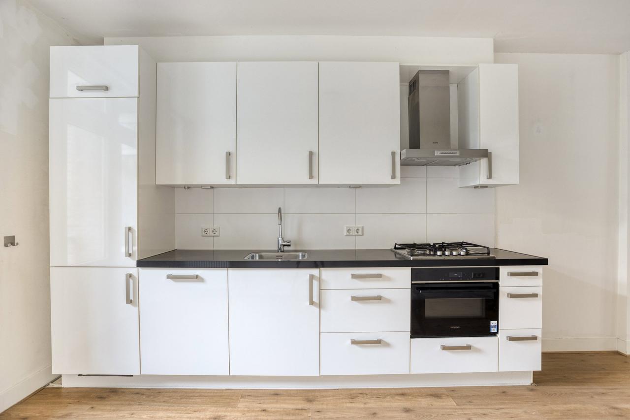 Appartement met twee balkons in de Rivierenbuurt - Afbeelding 7