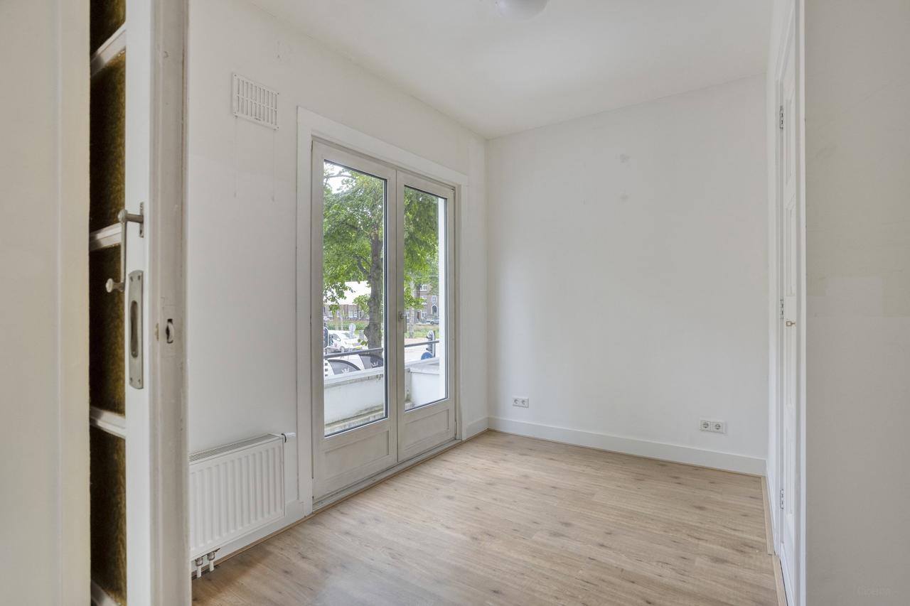 Appartement met twee balkons in de Rivierenbuurt - Afbeelding 12