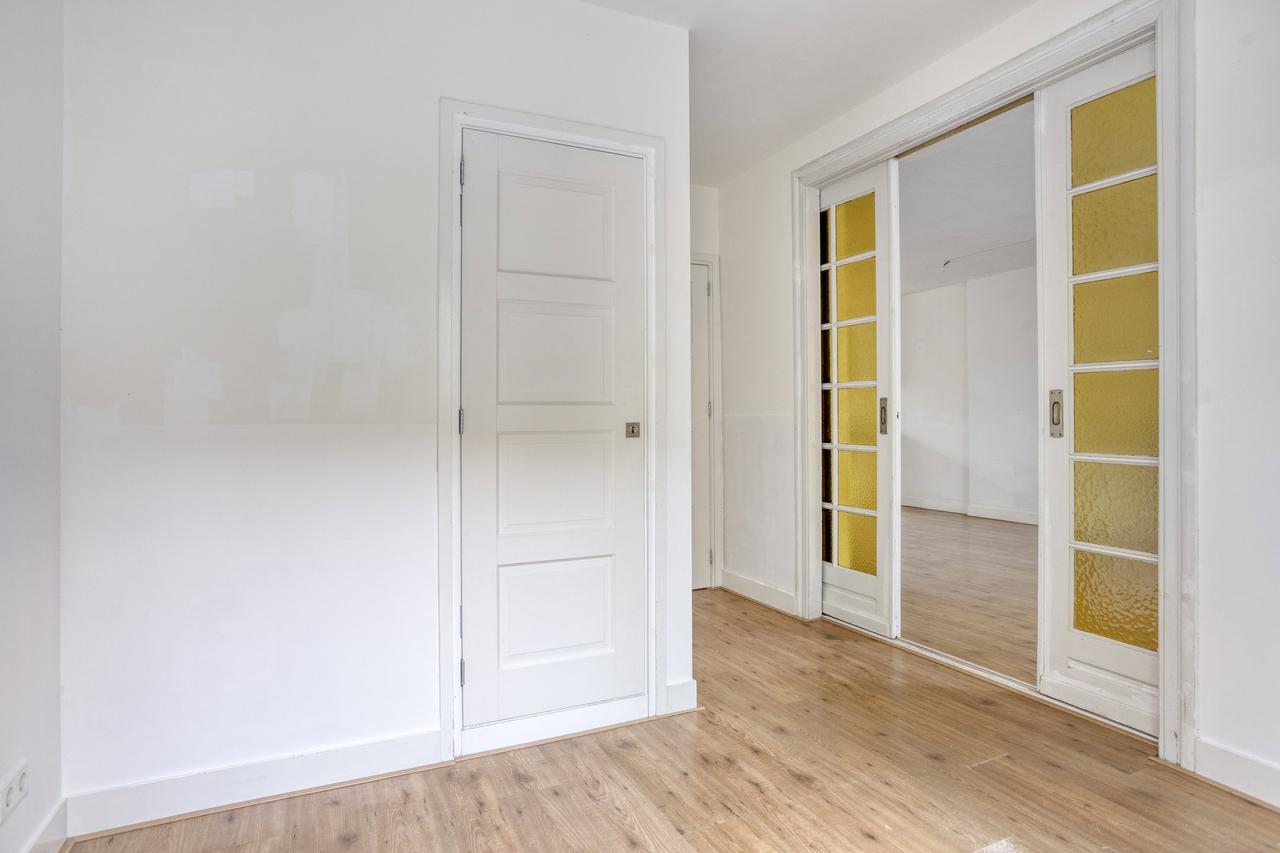 Appartement met twee balkons in de Rivierenbuurt - Afbeelding 16
