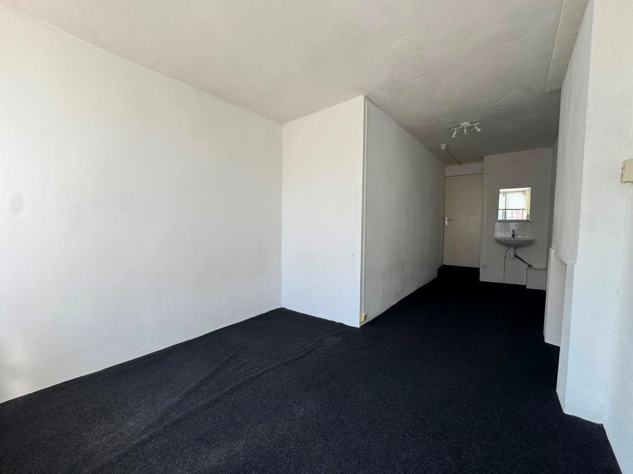 Studentenkamer van 17 m² in centrum Groningen - Afbeelding 5