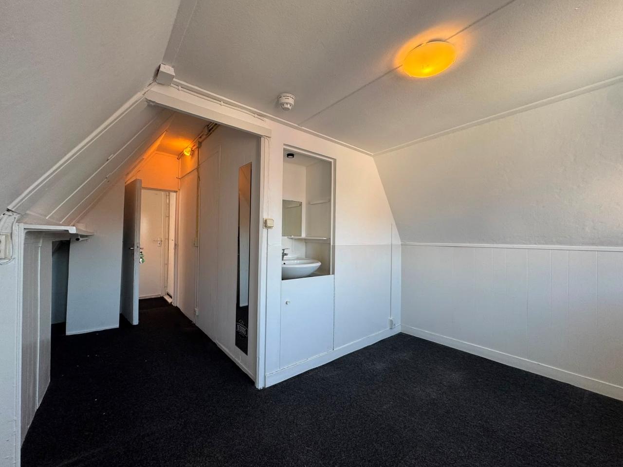 Studentenkamer van 17 m² in centrum Groningen - Afbeelding 8