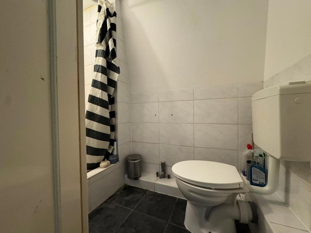 Studentenkamer van 17 m² in centrum Groningen - Afbeelding 12