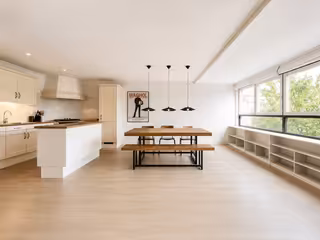 Gemeubileerd 3-kamerappartement met lift