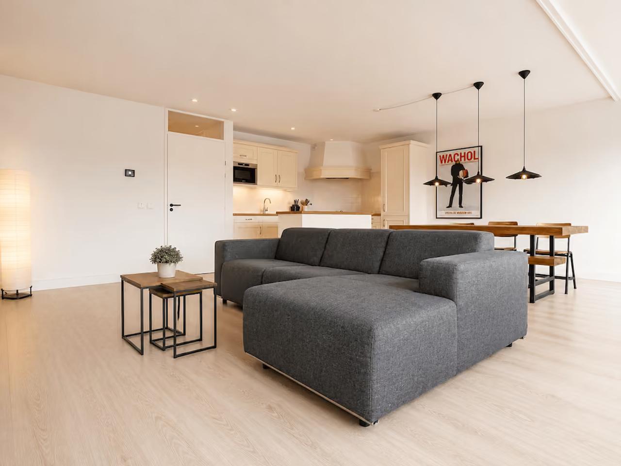 Gemeubileerd 3-kamerappartement met lift - Afbeelding 3