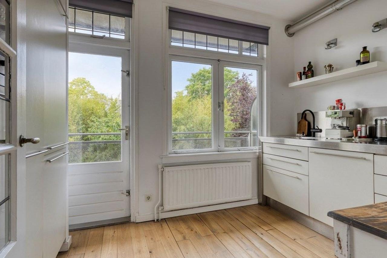 Gemeubileerd 4-kamerappartement in Oude Westen - Afbeelding 9