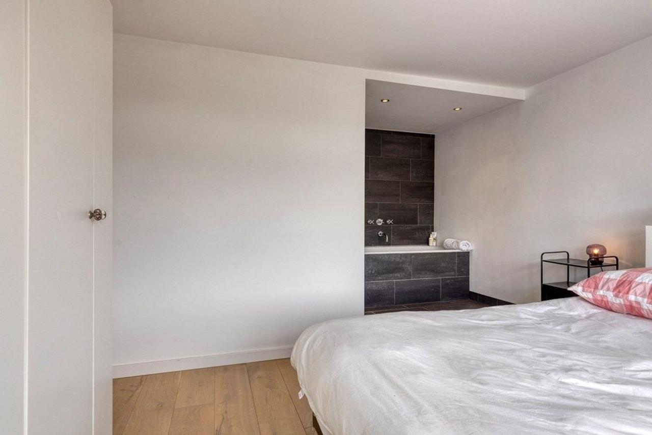Gemeubileerd 4-kamerappartement in Oude Westen - Afbeelding 16