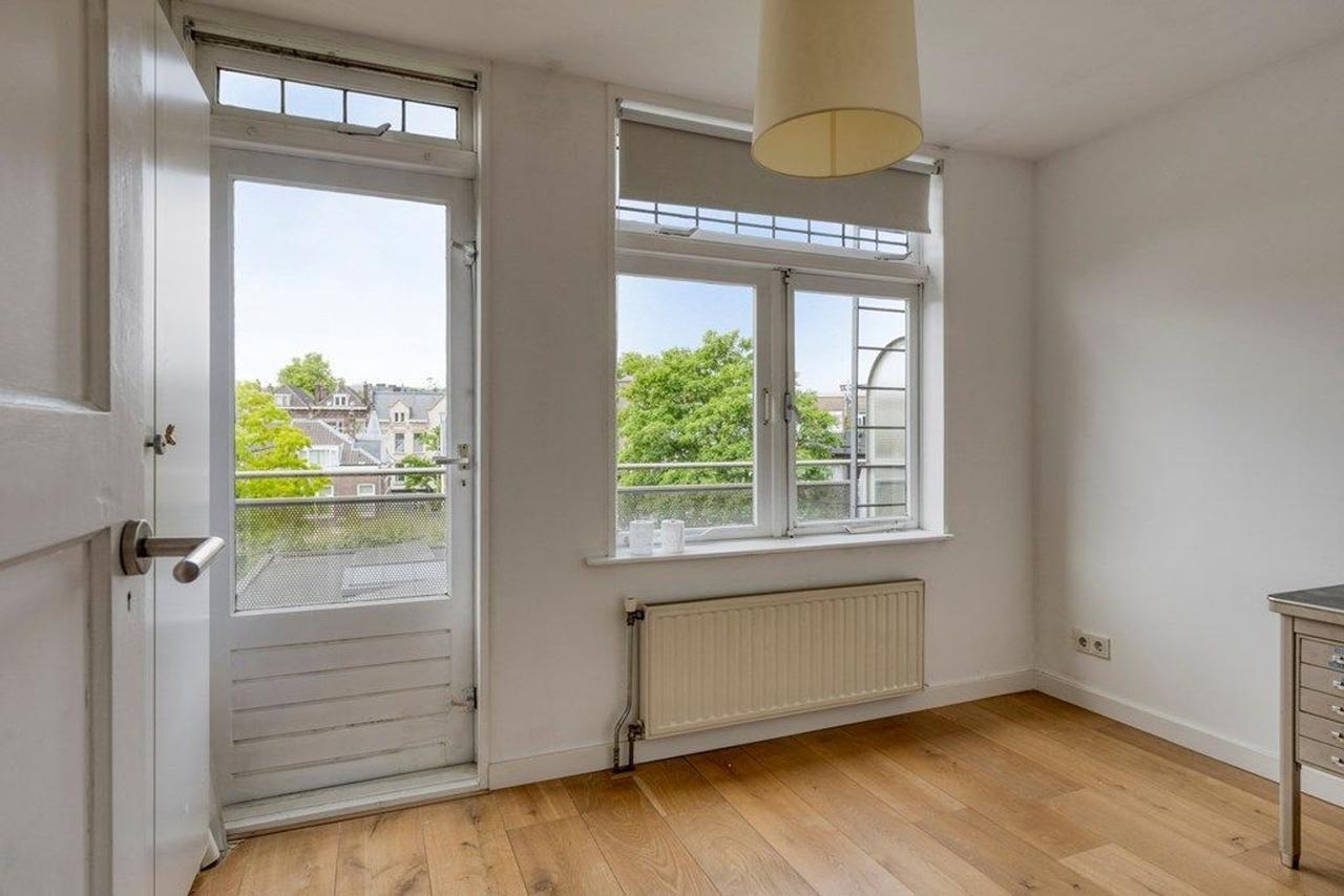 Gemeubileerd 4-kamerappartement in Oude Westen - Afbeelding 19