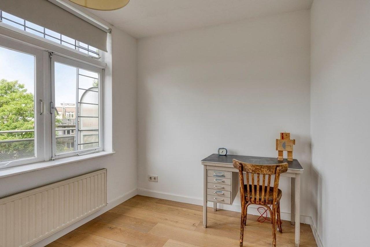 Gemeubileerd 4-kamerappartement in Oude Westen - Afbeelding 20