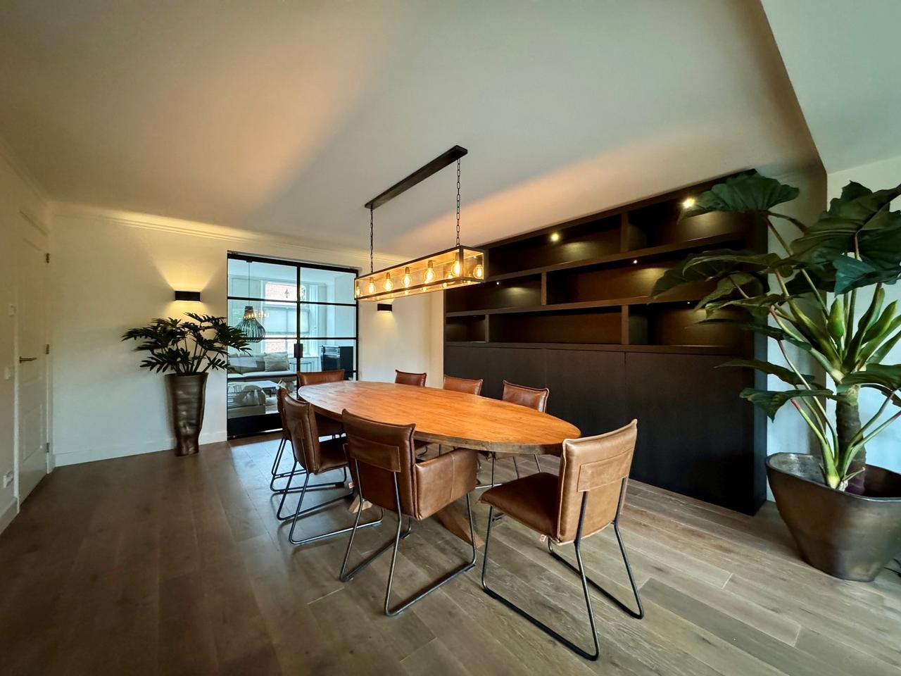 Detached Living with Garden and Garage - Image 10