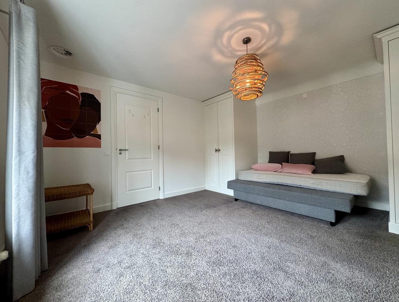 Detached Living with Garden and Garage - Image 31