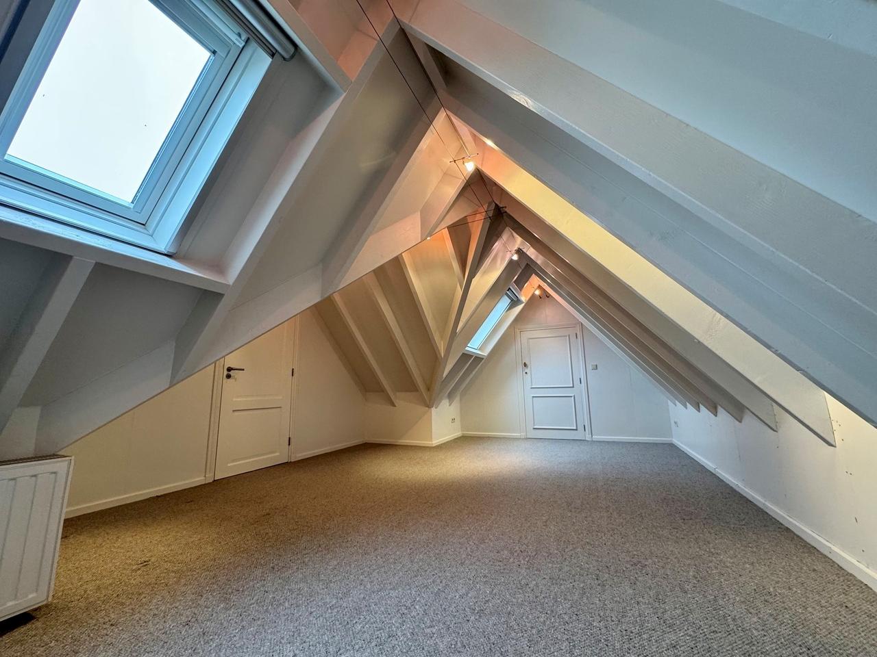 Detached Living with Garden and Garage - Image 35