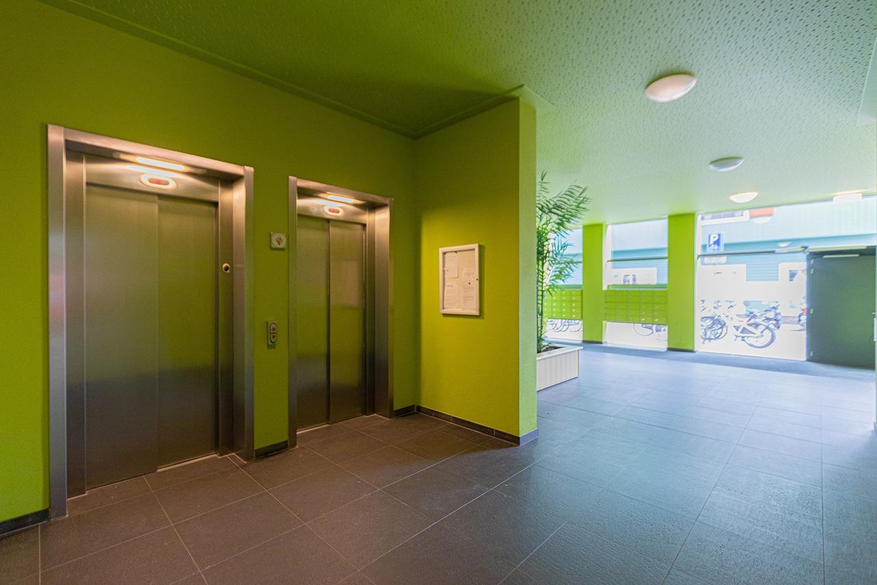 Gemeubileerd 3-kamerappartement op de 14e - Afbeelding 17