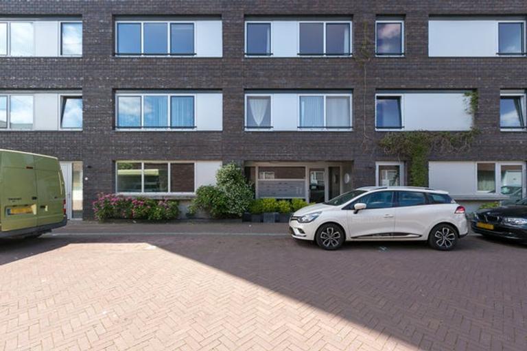 Licht 3-kamerappartement met groot balkon - Afbeelding 2