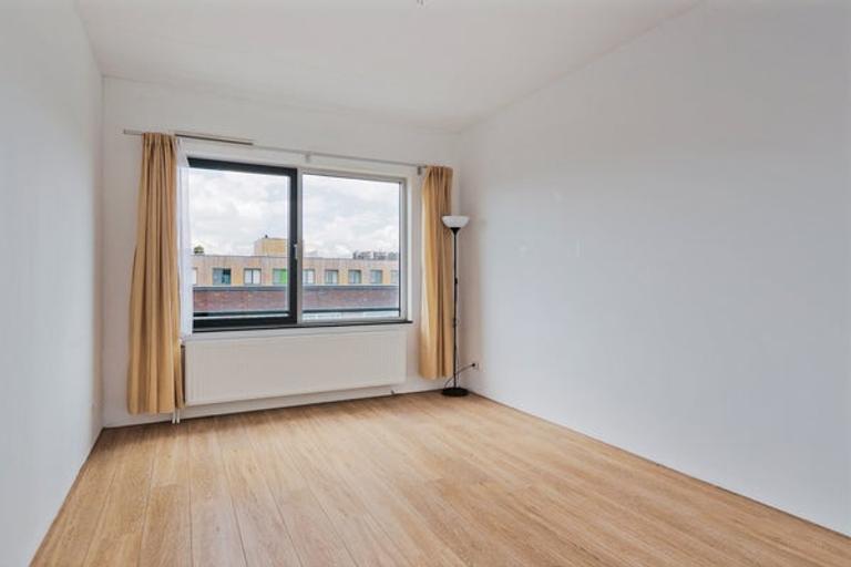 Licht 3-kamerappartement met groot balkon - Afbeelding 14