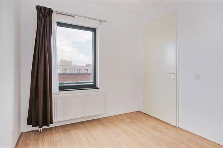 Licht 3-kamerappartement met groot balkon - Afbeelding 16